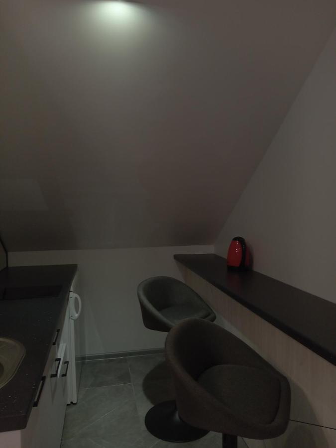39 Apart Hotel Lviv Exterior photo