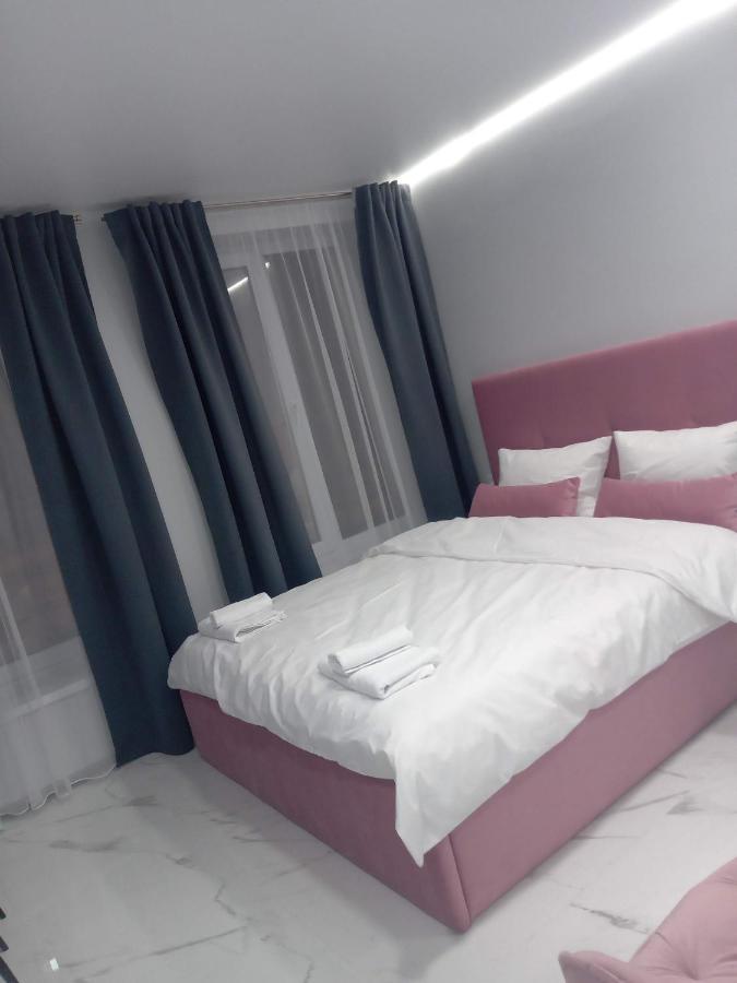 39 Apart Hotel Lviv Exterior photo