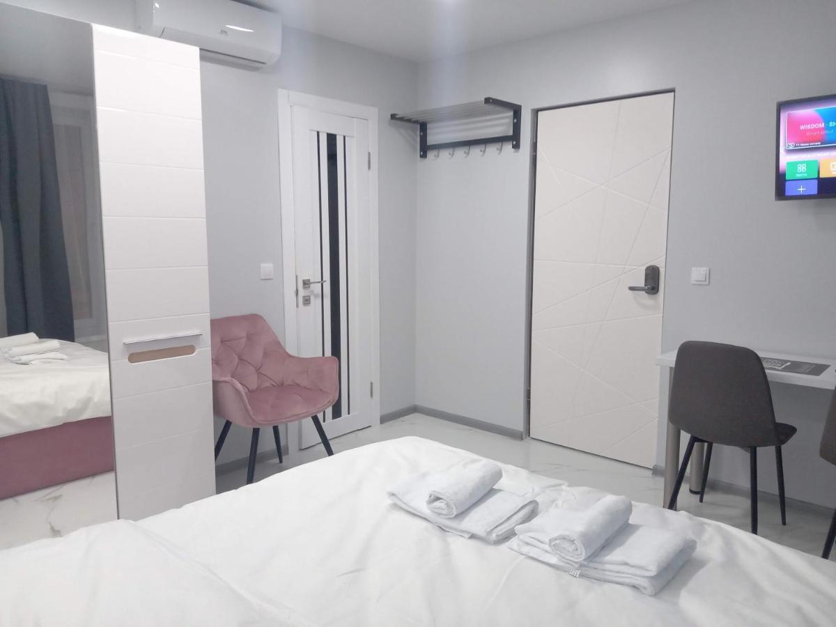 39 Apart Hotel Lviv Exterior photo