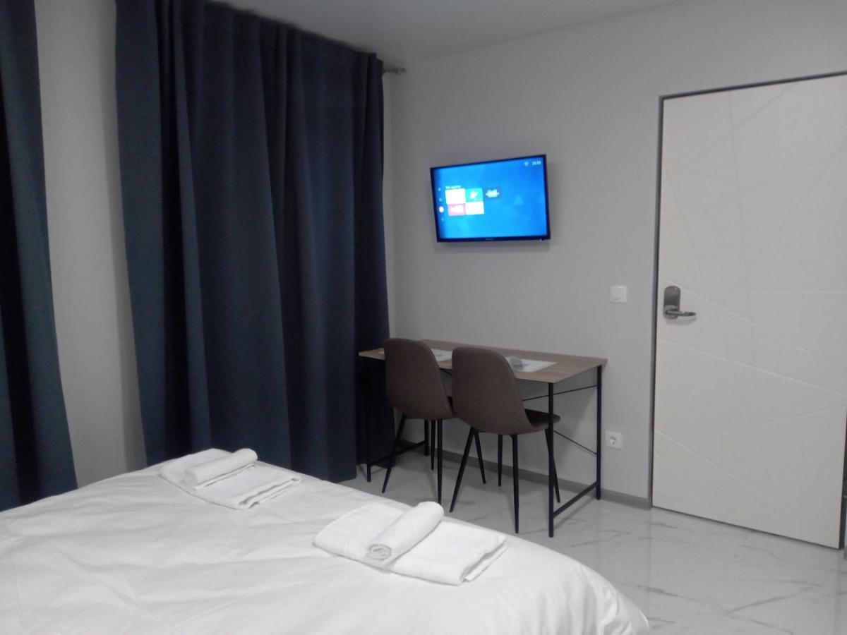 39 Apart Hotel Lviv Exterior photo