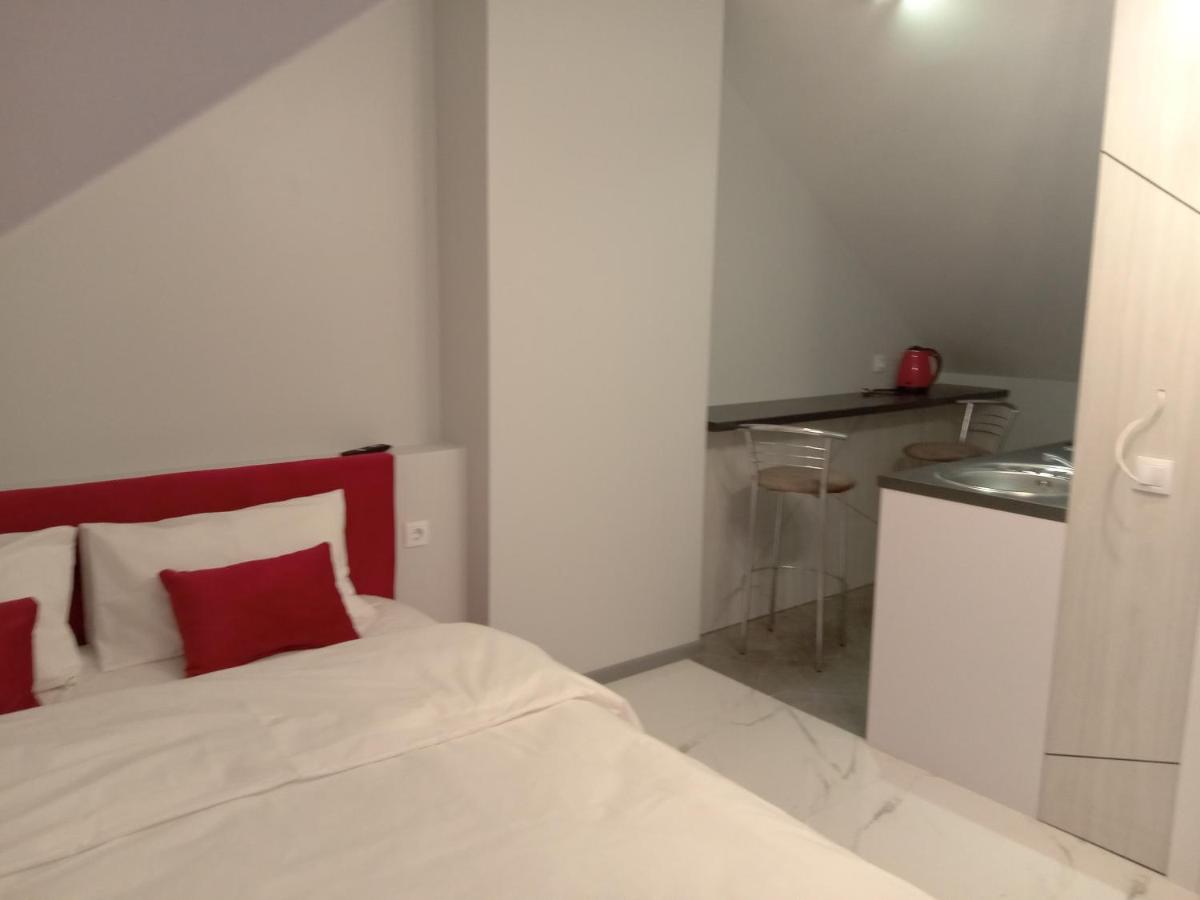 39 Apart Hotel Lviv Exterior photo